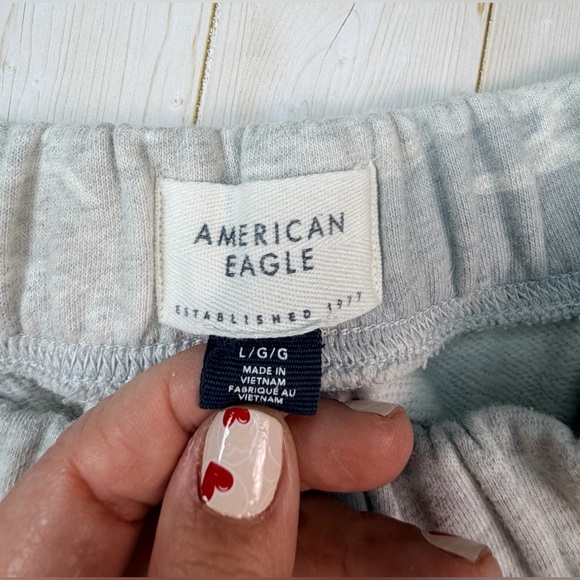 American Eagle Every Day Luxe Barrel Sweatpants in Gray Camo Size Large - Picture 5 of 12